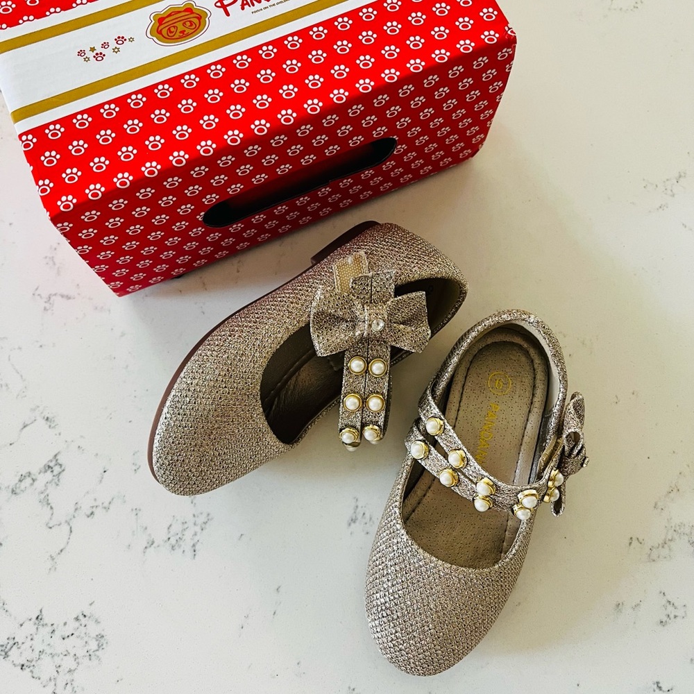 PANDANINJA Ankle strap gold glitter ballet flats size 6